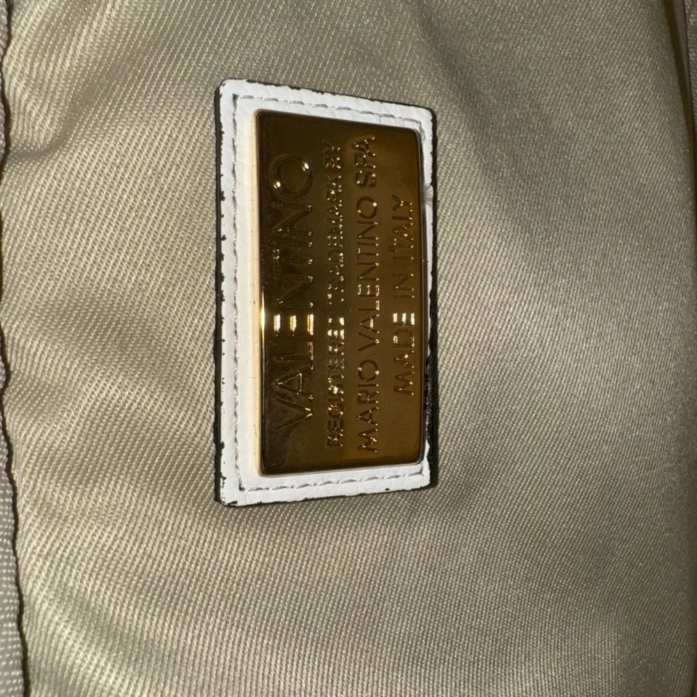 Valentino - Mini Dalila Dollaro Leather Crossbody Bag - Picture 4 of 7